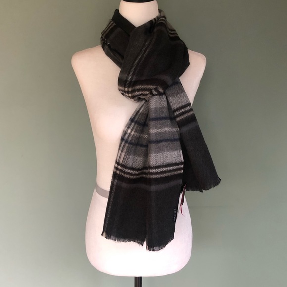 NWT FRAAS MADE IN GERMANY SCARF - Picture 2 of 5